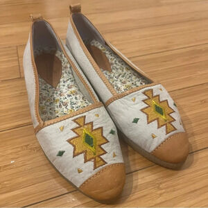 VTG GAROLINI Suede Aztec Embroidered Slip On Moccasins Loafers